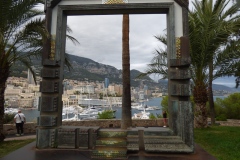 A giant frame in a park!
