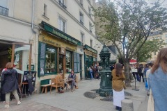 Shakespeare and Co. - Bookshop and Cafe