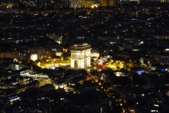 L'Arc de Triompe at night